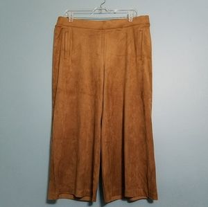 Chico's Faux Suede Culottes/Capris